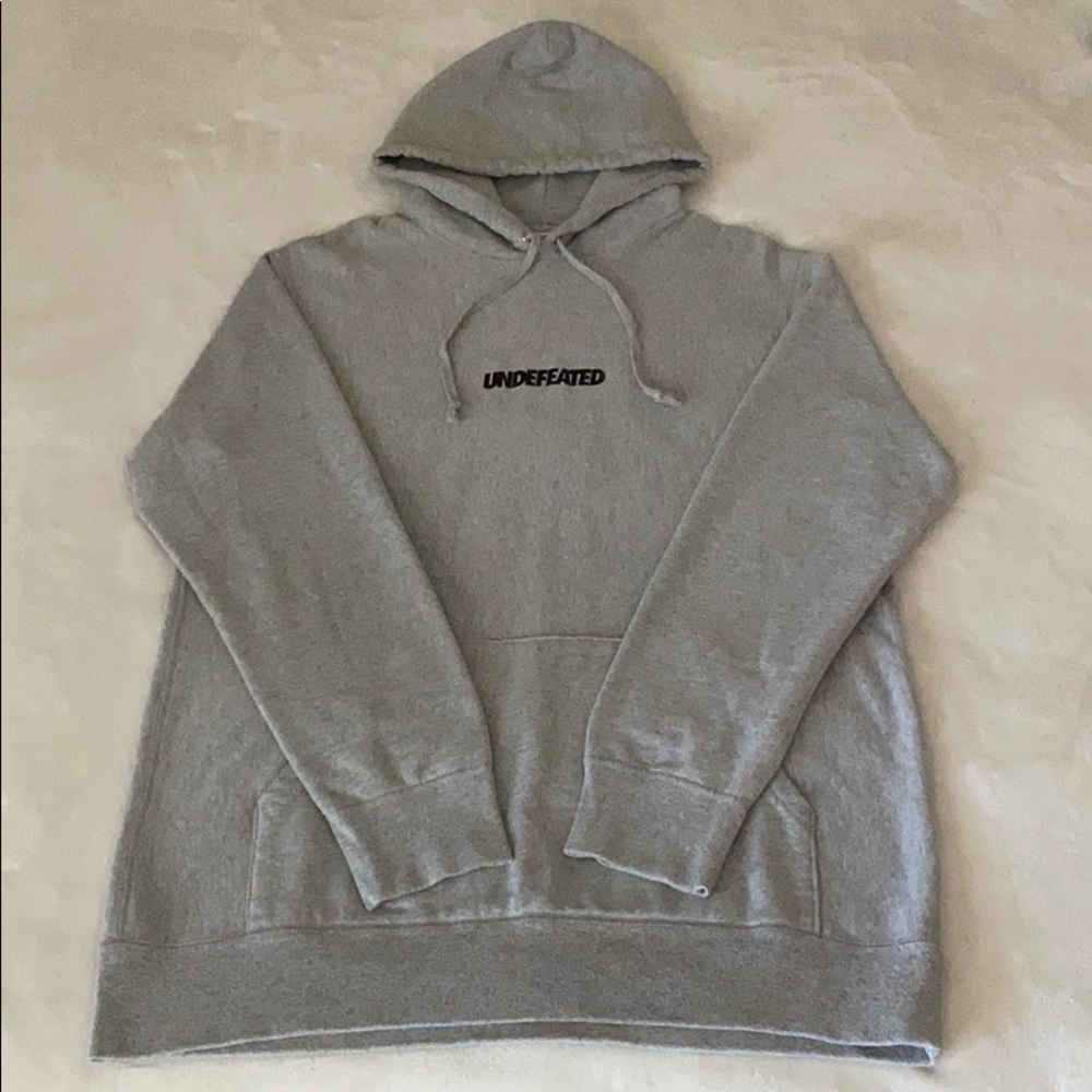 UNDEFEATED hoodie